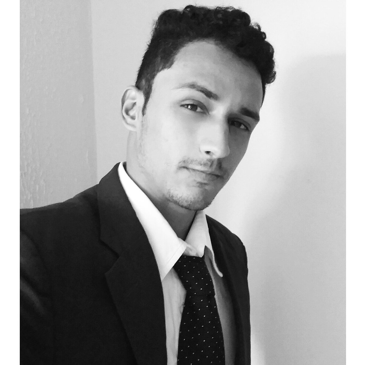 EversonMarqs's tweet photo. 💼💼 https://t.co/FYkHNV8MBe