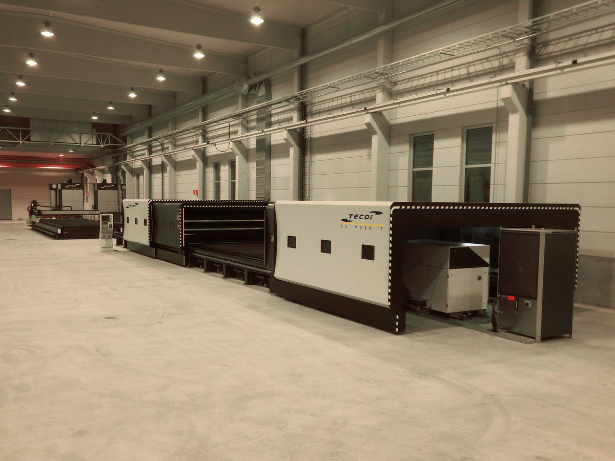 TecoiOfficial's tweet photo. Triple instalación TECOI en Rusia compuesta por estación de corte MULTY de alta velocidad con #plasma y aspiración ECOTEC, #laser de grandes dimensiones LS-T y estación laser de tubos y #perfiles FLA con longitud max. de 15.000mm.
🔶 Calidad+confianza = Producción con resultados https://t.co/ts5L1m7GGr