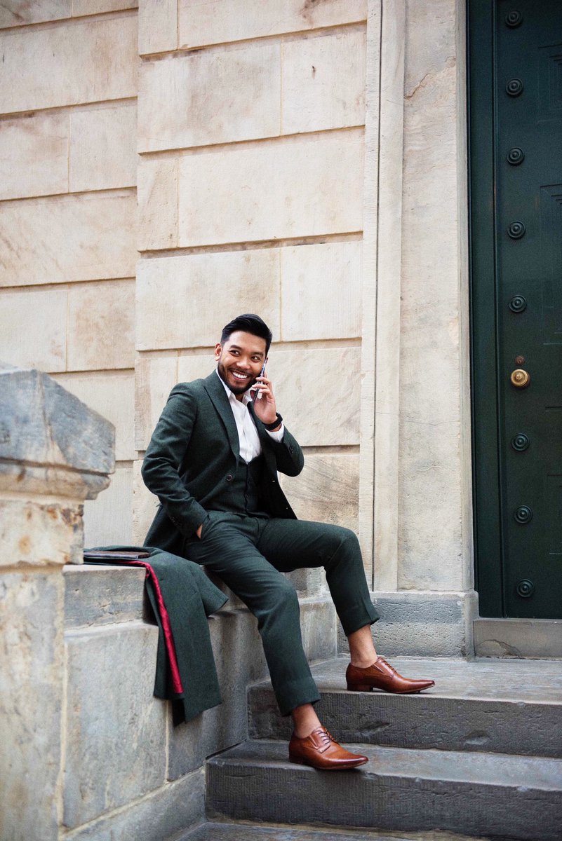 JoeySalmingo's tweet image. “Make it a habit to tell people thank you. To express your appreciation, sincerely and without the expectation of anything in return. Appreciate those around you, and you'll soon find many others around you.“
- Ralph Marston
🇺🇸 #HappyThanksgiving!
👔 @ThomasHenryMade #THmade