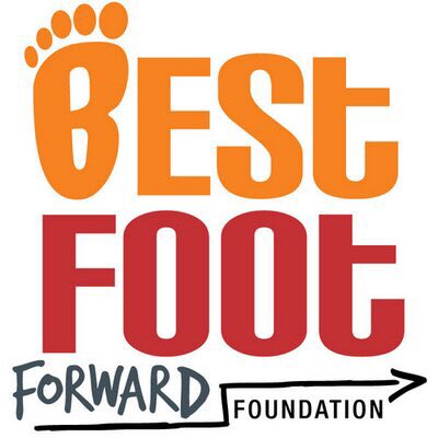 giv_now's tweet photo. #VolunteeringOpportunity of today! #volunteer with @BestFootKids to help kids in Foster care! There's different ways to help! 21+ age needed #volunteering #giv_now https://t.co/xPZvYJLVfp