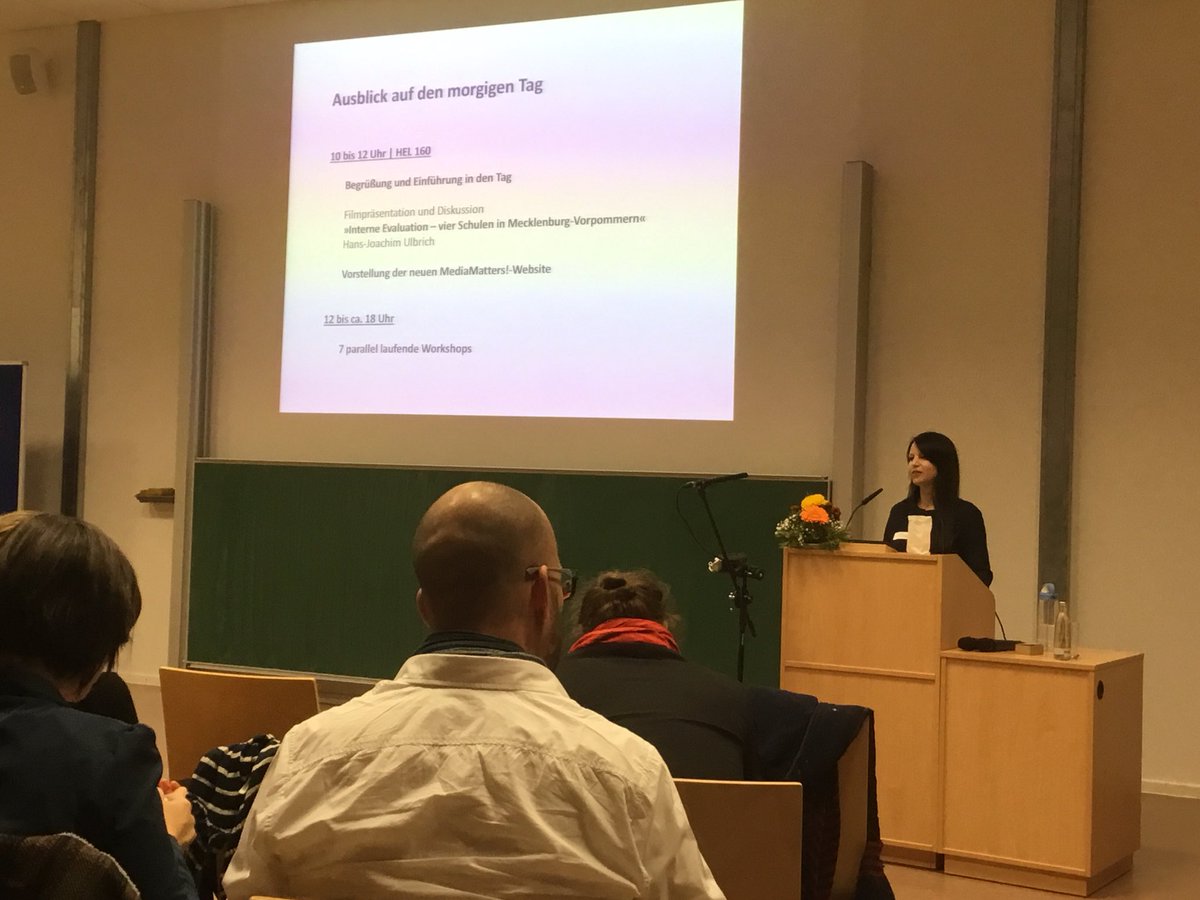 carsten_bertram's tweet photo. Eröffnung der Flensburger WinterSchool #fws17 https://t.co/SRJVJ08Dj3