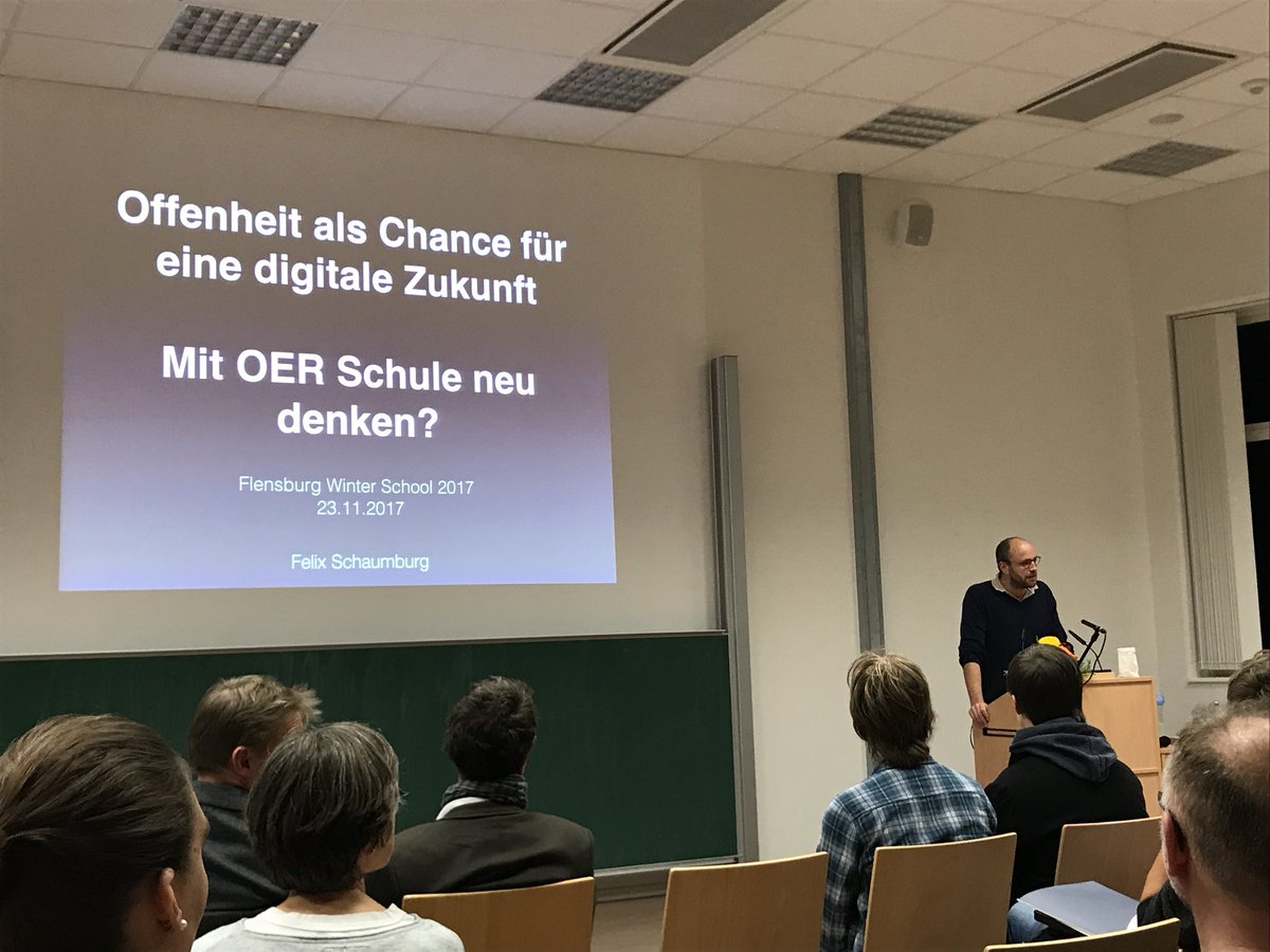 BildungGanzOben's tweet photo. #fws17 geht los, aber Twitter scheint im Norden noch nicht angekommen zu sein. https://t.co/l81FPGS38f