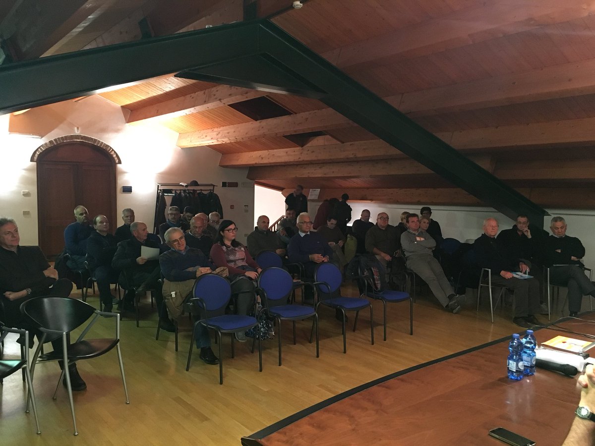 mchiarelli62's tweet photo. Giovedì dell’agricoltore a #Rovigo su #fitofarmaci e #sostenibilità #ambientale con @SyngentaItalia https://t.co/P5pRslqu4W