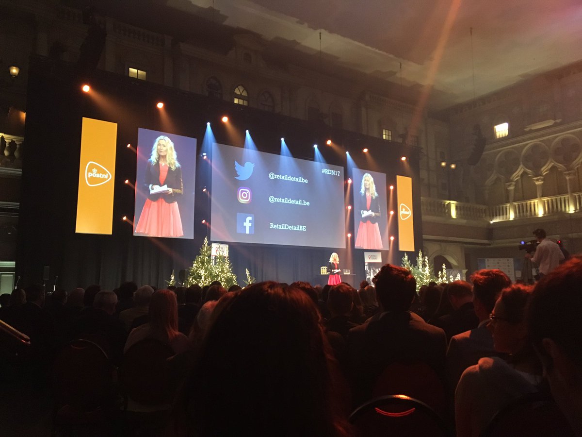 timdevos_foxy's tweet image. Met de collega&apos;s van #Resatec aanwezig op retail detail night 17 #RDN17
