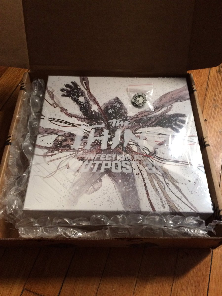 joshnelsonfilm's tweet photo. Can't wait to gorge myself on this freshly delivered feast from @MondoNews. #HappyThingsgiving 🐺 https://t.co/1z7Ao0iVQ8