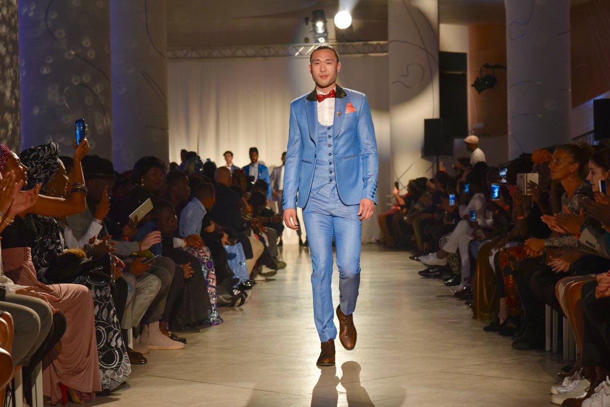 JeanVolet's tweet photo. Pour les Hommes , un créateur d'exception @Zacometimenscloth présent à #etfwb2017 #cotemode97 était là pour vous https://t.co/dnbYKinPHC