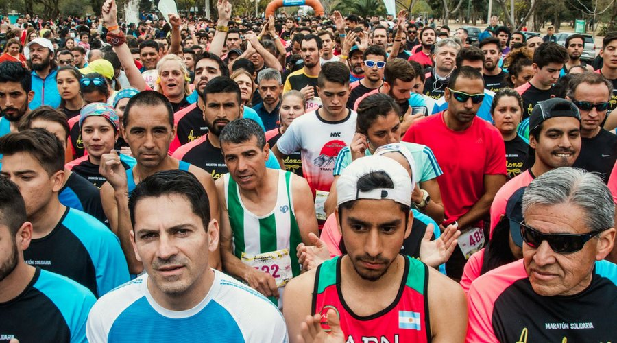 IARSE's tweet photo. Mirá el resumen de las actividades #Acordonarse de @ApexAmerica a beneficio de 49 proyectos de 6 países de Latam 🌈 https://t.co/ZgOy6OqWcL https://t.co/8M9M49aZKq