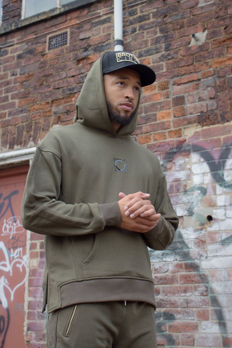 BrothersCircle_'s tweet photo. 💥💥BLACK FRIDAY SALE💥💥
Up to 70% OFF
- FREE BEANIE with all orders over £20
- FREE UK Delivery
https://t.co/pV1zLGUwVt
#brotherscircle https://t.co/ZcVUaWnZwO