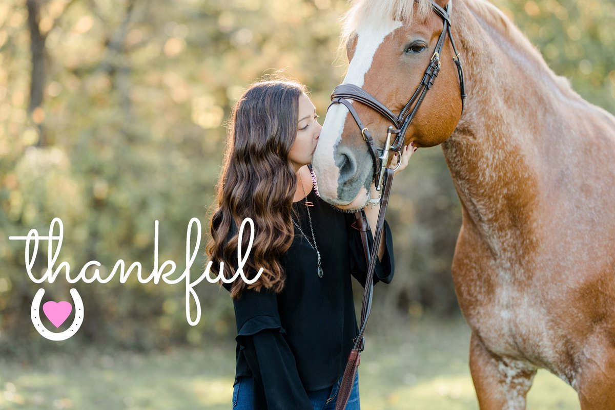 Happy Thanksgiving! Head to the blog to see some of my favorite memories and things I’m thankful for this holiday season: bit.ly/2Bidijt #R4WB