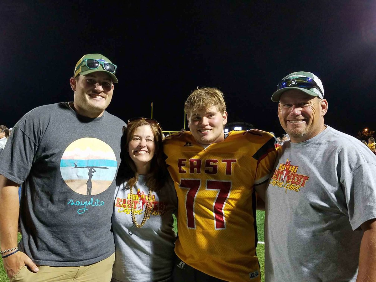 SamButcher406's tweet image. Thankful for all these wonderful people in my life