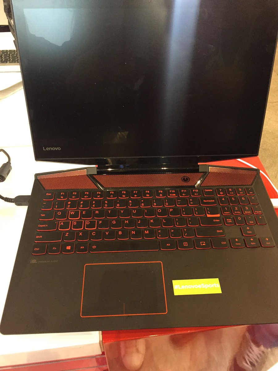 laurajs_87's tweet photo. @LenovoES #exploradoresLenovo #premioXataka17 https://t.co/4oNPxQ3231