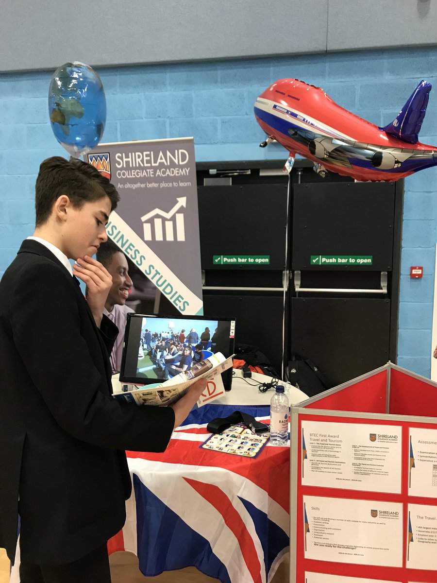 roxycooper7's tweet photo. Meeting lots of wonderful yr9 students at Travel and tourism stand at yr9 options evening @ShirelandCA https://t.co/M76QU4WsCO