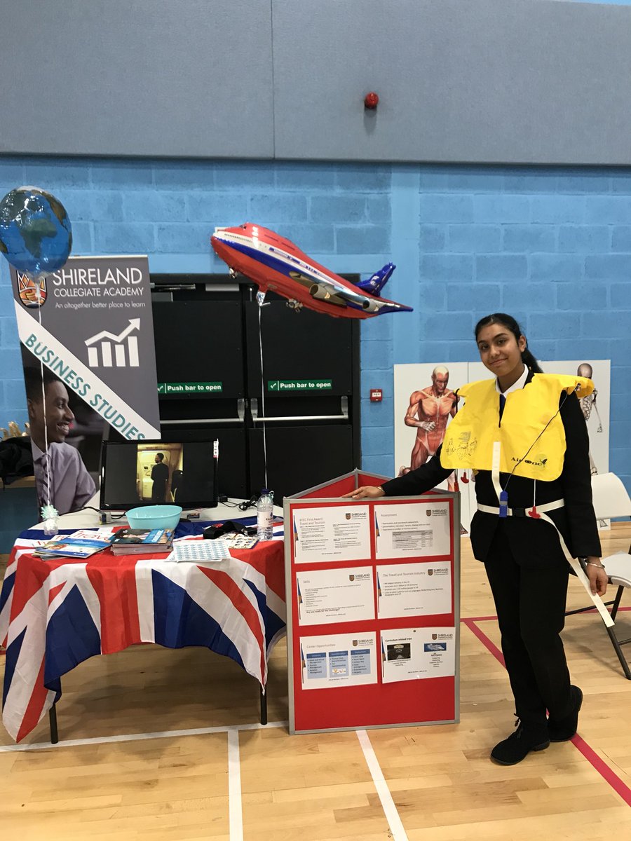 roxycooper7's tweet photo. Meeting lots of wonderful yr9 students at Travel and tourism stand at yr9 options evening @ShirelandCA https://t.co/M76QU4WsCO