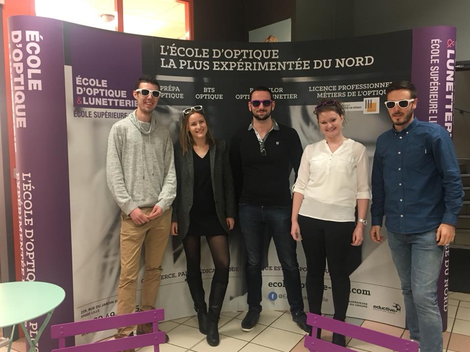 EcoleOptiqueLil's tweet photo. Samedi dernier, nos étudiants de l'#EOLLILLE étaient présents pour accueillir et renseigner les opticiens en devenir et leurs parents lors de la Journée Portes-Ouvertes ! Prochain rendez-vous le Samedi 16 décembre 💪👓 https://t.co/7OurrX8FX8