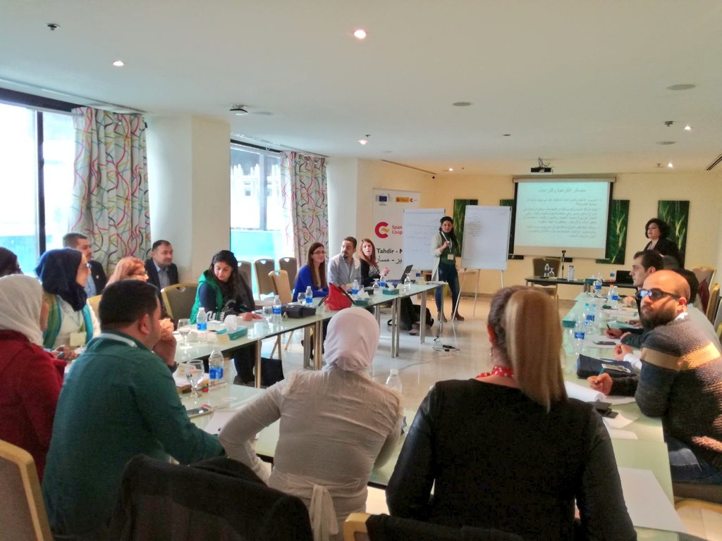 VOrtCam's tweet photo. Preparándose para la #Paz en #Siria ; la Sociedad Civil trabaja en el marco del Programa #TAHDIR de la @CooperacionESP y @eu_eeas con apoyo de la @uniofjordan y su Centro de Estudios Estratégico #SyriaCrisis @EmbEspJordania @EUinSyria @AECID_es https://t.co/9HTqZwIrlb