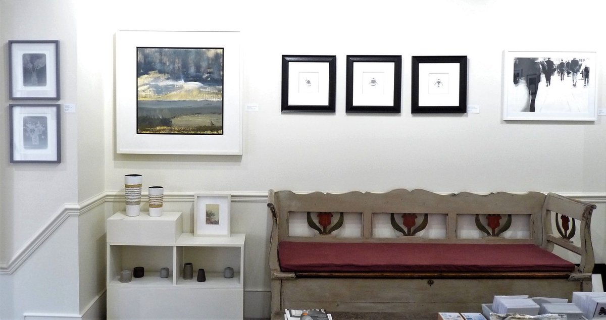 Gallery57art's tweet photo. WINTER COLLECTION #mariariesephotography @MooreArtStudio (sold) @Louisa_Crispin (drawings of bees) #angelaedwards (drawing) #rosaliedoddsceramics #sylviaquinnellceramics @RuthThorpStudio (cards) #originalartforsale #artforthehome #contemporaryart @Gallery57art https://t.co/13in7vZ0XH