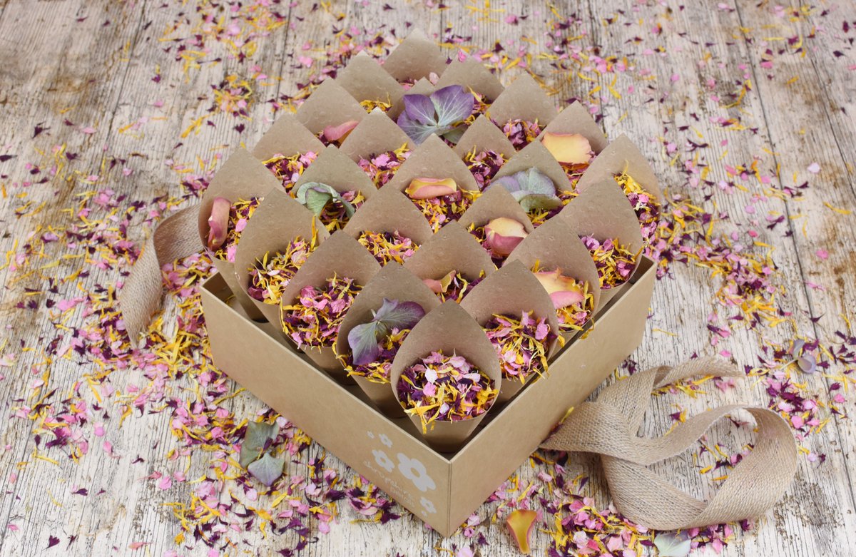 lovedupnorth's tweet photo. #BlackFriday OFFER: Our super Sponsor @ConfettiPetals will be offering 15% OFF orders made on Friday 24th November! Visit https://t.co/1JdjqA71cz to view &amp; order their natural petal confetti mixes &amp; products https://t.co/jMAiJzcuBF