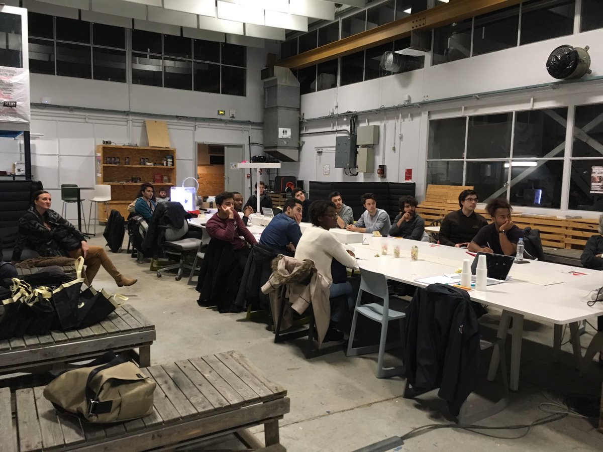 LesEntrepEnIDF's tweet photo. @lesentrep_idf au #proto204 ce soir pour le 1er workshop du programme https://t.co/6zGRLSmyUL