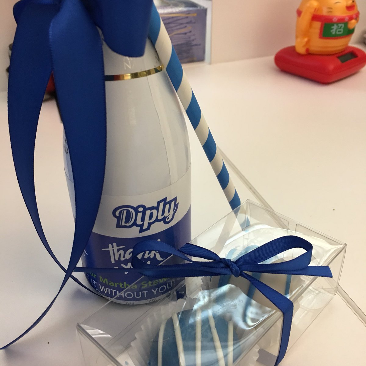 MarinighPR's tweet photo. The cutest surprise on my desk this morning to celebrate being named Deloitte’s Fast 50 List. 🥂 #DiplyAtWork https://t.co/ITtZSuqkD0