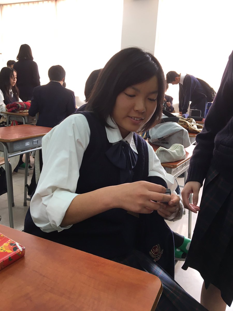 umine7's tweet photo. たま前髪育成中 https://t.co/lTUAXqaFWs