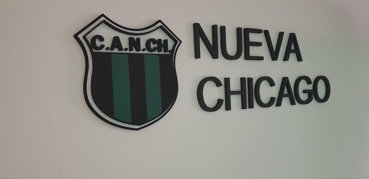 EsperanzaVyN's tweet photo. Casi todo nuestro equipo, un equipo de primera, que quiere llevar a Chicago a lo más alto, pero para eso necesitamos el apoyo de cada socio, este domingo 26 #VotaListaKentSudrot. Unidos lograremos muchas cosas más. Juntos vamos por #UnFuturoDePrimera
#KentPresidente #SudrotVice https://t.co/F6nBEFMceL