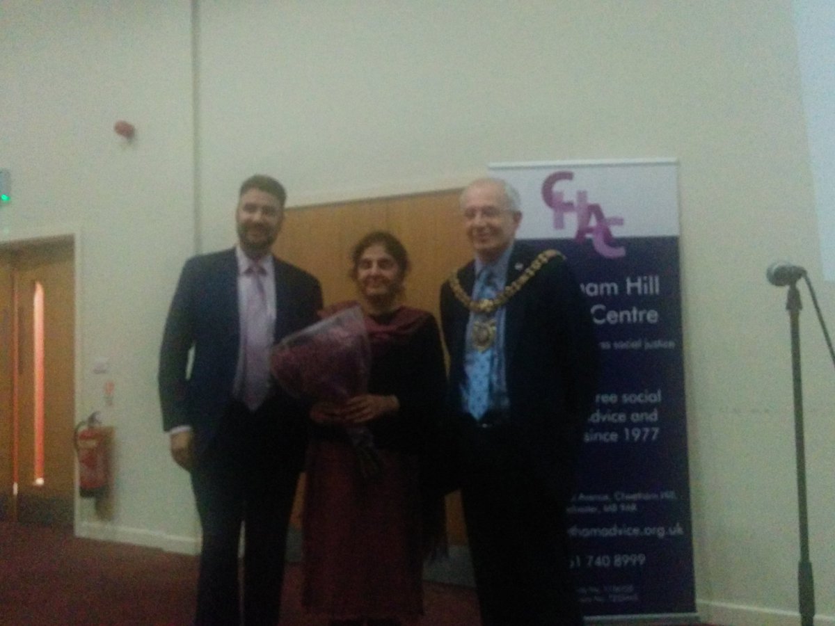 CheethamAdvice's tweet photo. @Afzal4Gorton gives Farhat flowers.......thanks both of you https://t.co/NCeShz5gXU