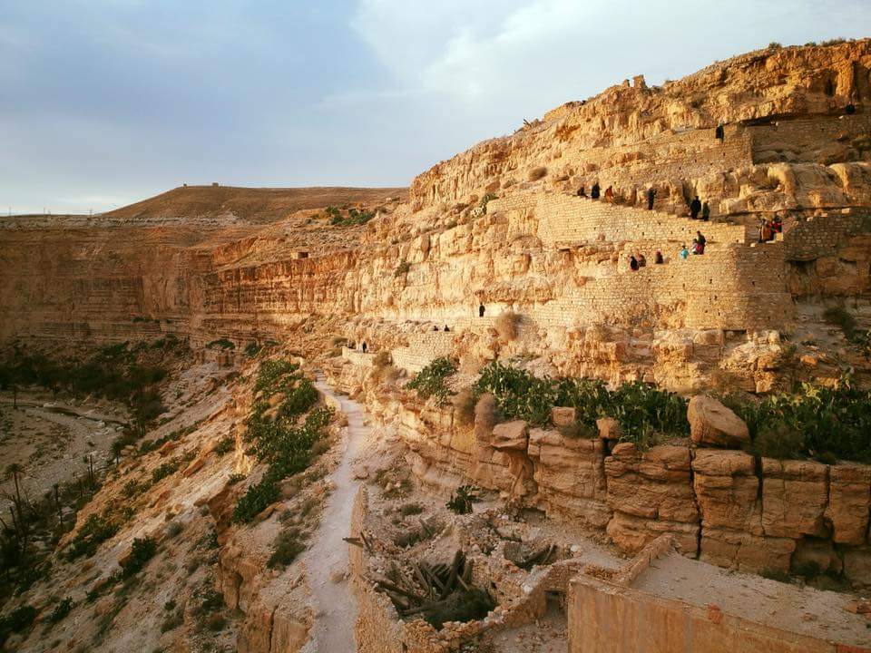 Discover_DZ's tweet photo. Les balcons de Ghoufi, Biskra &amp; Batna #Algérie #Alger #Algeria #Algiers #Travel #NaturePhotography  #History #photography #Desert #sahara #Nature #Tourisme #Voyage #DiscoverAlgeria #paysage #patrimoine #Picture #Oasis #الجزائر https://t.co/DL446tPd6x