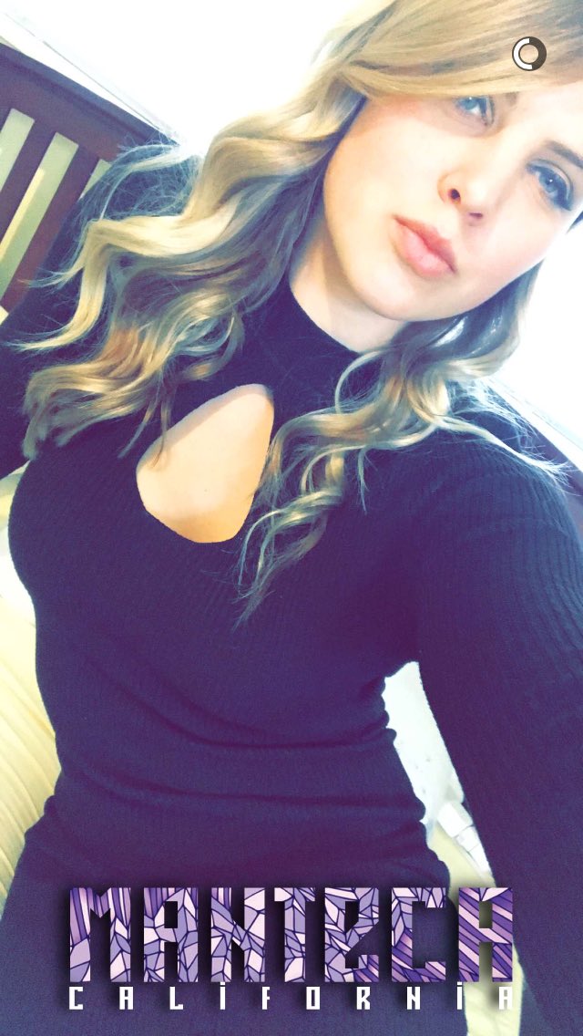 killerjomgaming's tweet photo. Thankful for you @kylaaaaaaaarose #iWinAtLife https://t.co/jQ1OlJaUTe