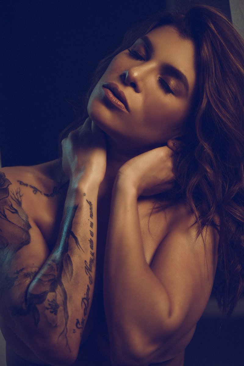 lamovidaenvzla's tweet photo. Djane Nany lleva sus #orgasmos a varios países @DjaneNany  Cont: https://t.co/ekayOIeZz3 https://t.co/n5kauKZOT0