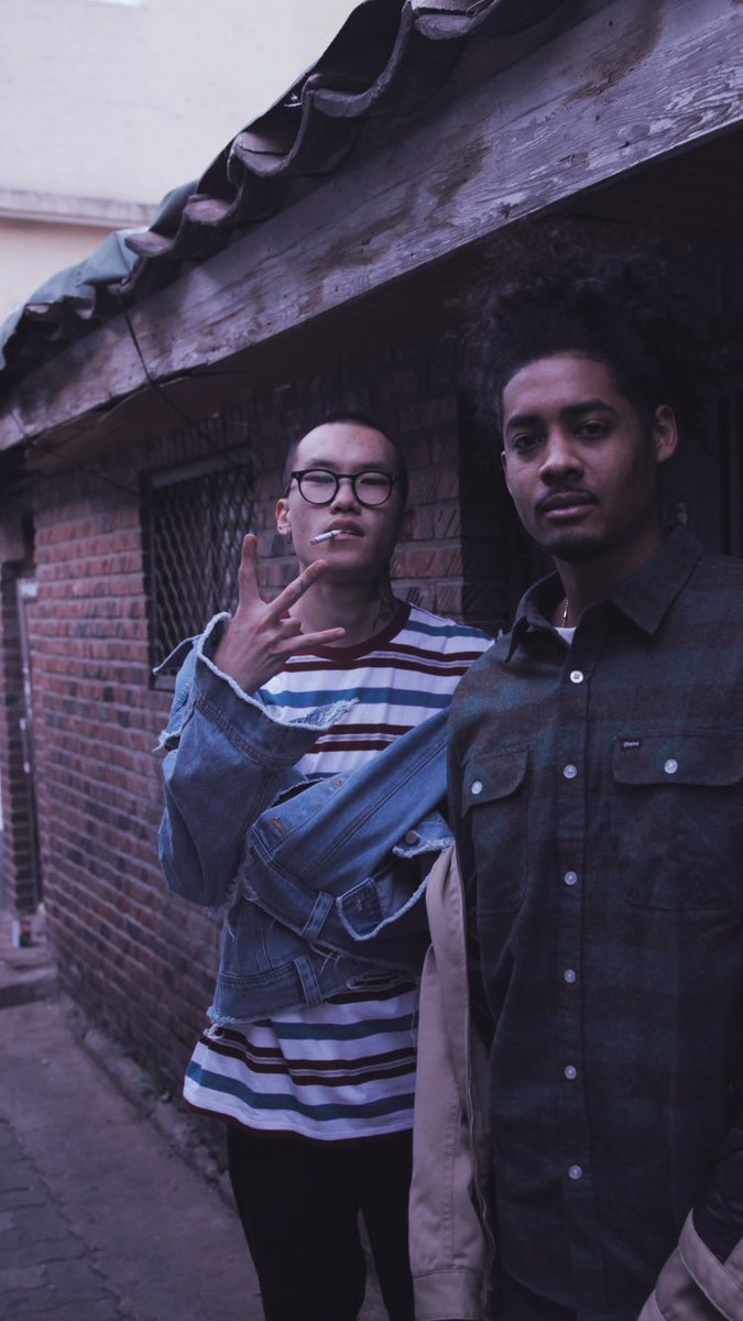 tkl_cessa's tweet photo. #KimXimya #DSanders #Moonshine
#beastsandnatives https://t.co/GmRHKt88EZ