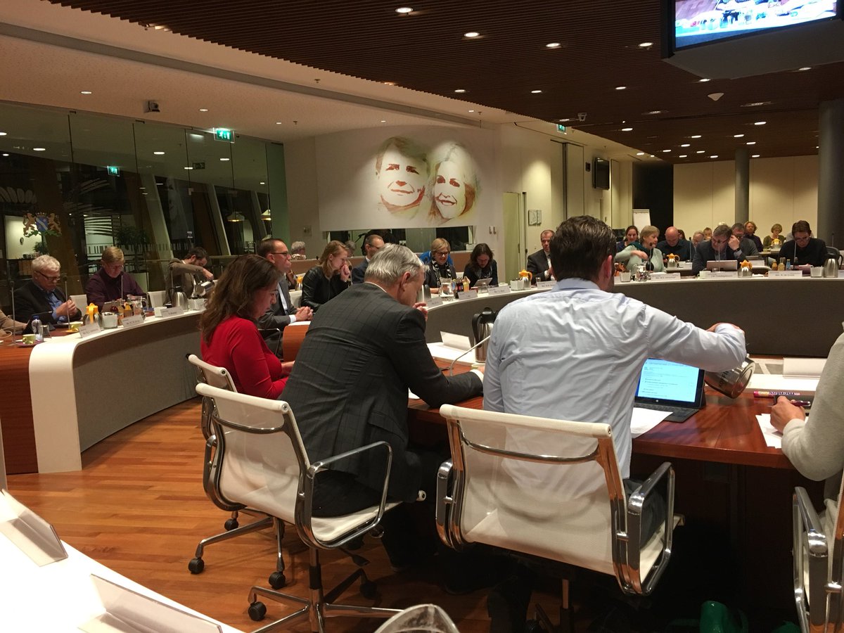 ReneVrugt's tweet photo. Gemeenteraad Alphen aan den Rijn begint met venijnig gesprek over de overstap van CDA er Peter Bontekoe naar de fractie van Nieuw Elan. Voor CDA voelt dit als zetelroof https://t.co/nPZc3v2UDY