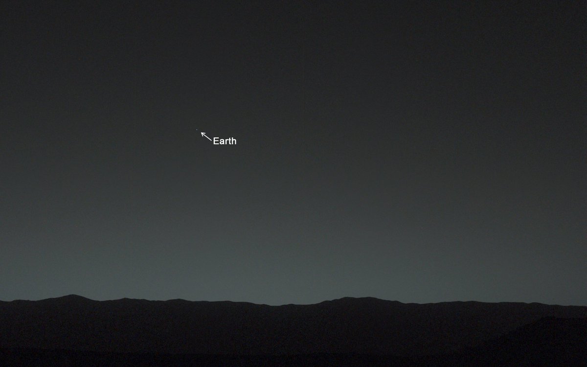 tweetsoutloud's tweet photo. Very thankful for our beautiful sphere of life, and the perspective we have to recognize how incredible it is. 📷:@MarsCuriosity https://t.co/jUSHSNJO4F