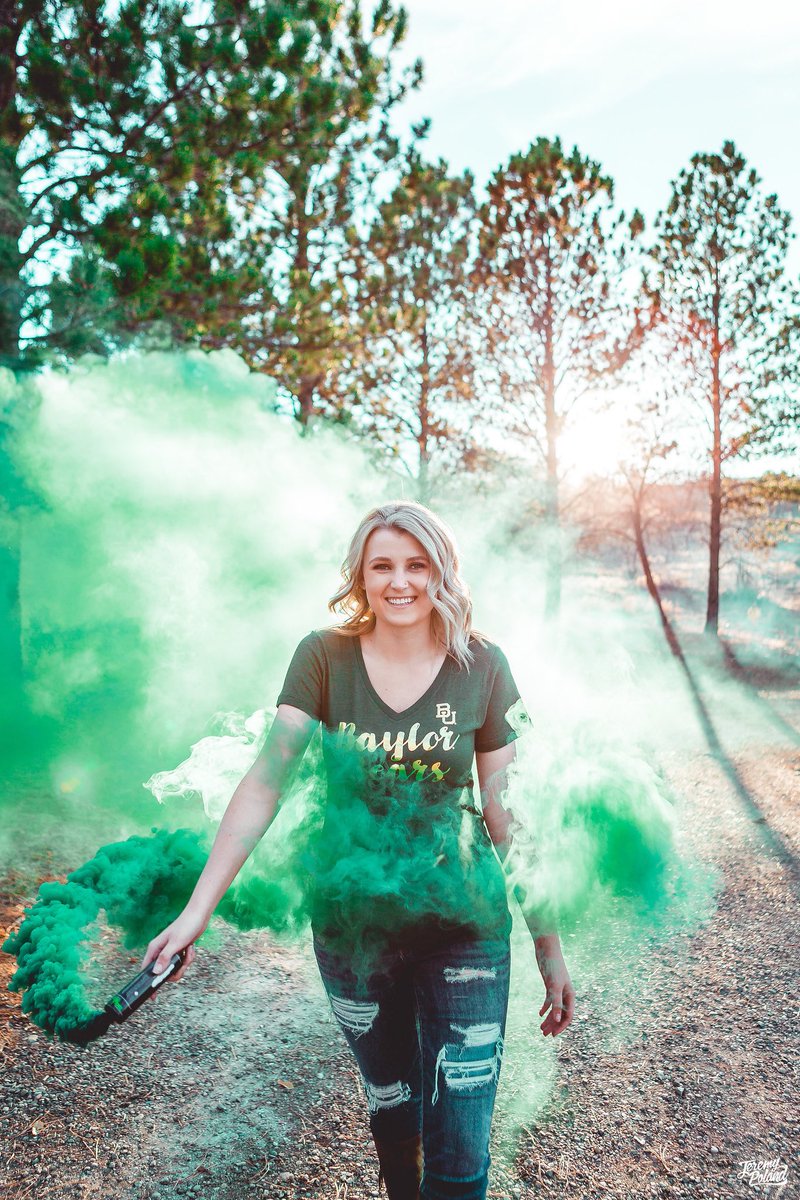 kenziejaelynn's tweet photo. The next 4 years are gonna be SIC @Baylor 🐻💚 #BaylorBound #SicEmBears https://t.co/DoSgDCI1Jd