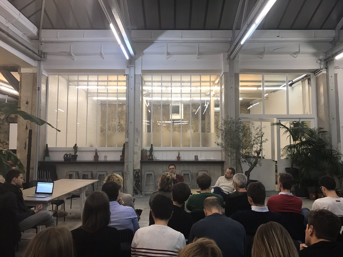 Interesting talk by <a href="/WillyBraun/">Willy BRAUN</a> - VC @daphnipolis - #aperotalk by <a href="/Lewagonparis/">Le Wagon France</a> 👌