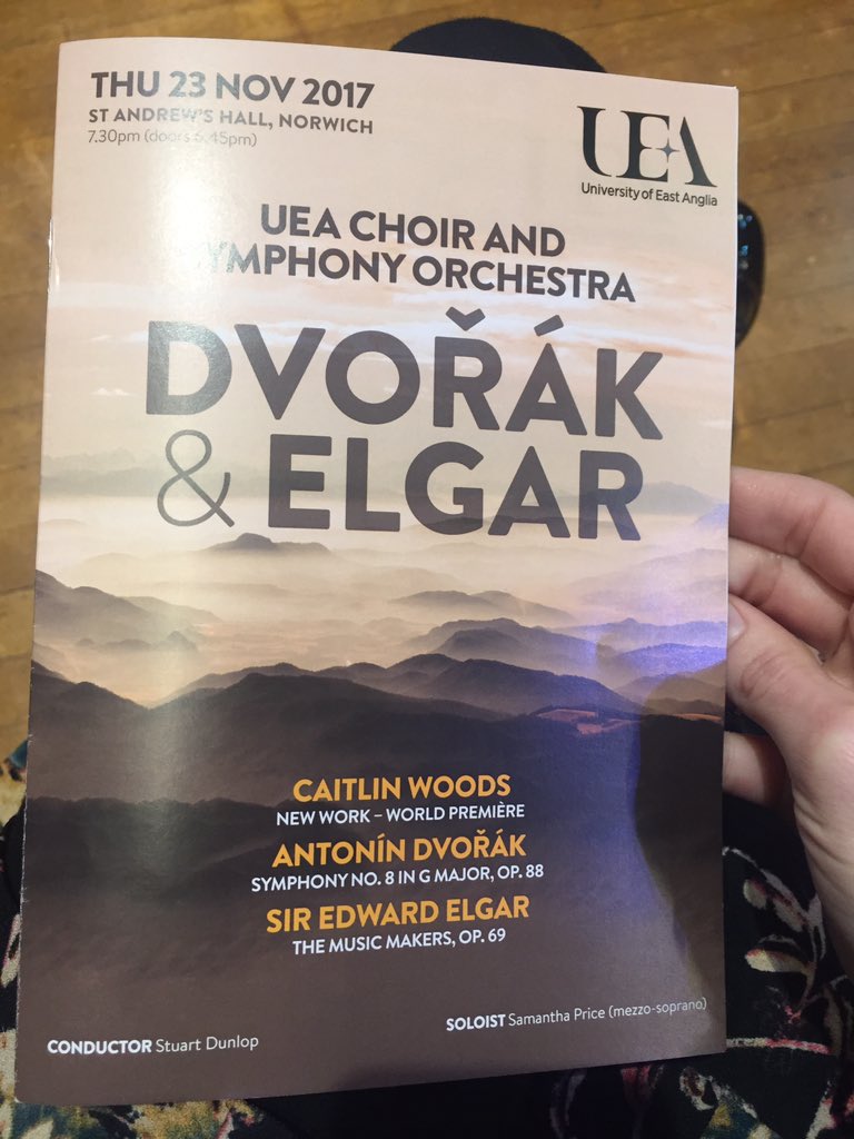 CaitlinLWoods's tweet image. It's happening!! 😃