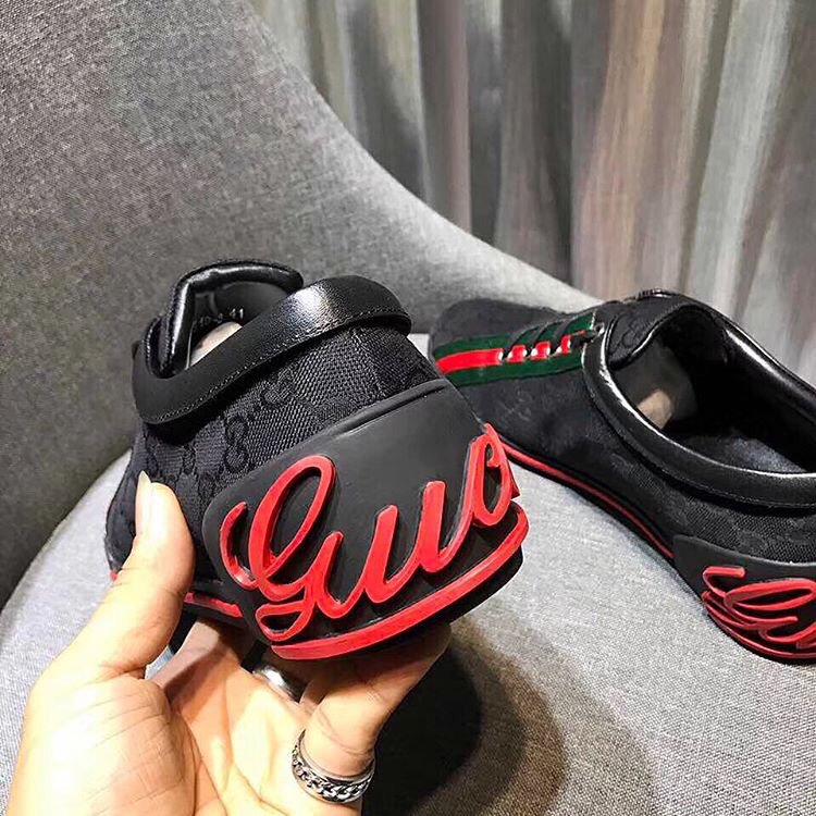 m_txkj's tweet photo. GUCCIのシューズ買った(^o^) https://t.co/G4zWNxKOhD