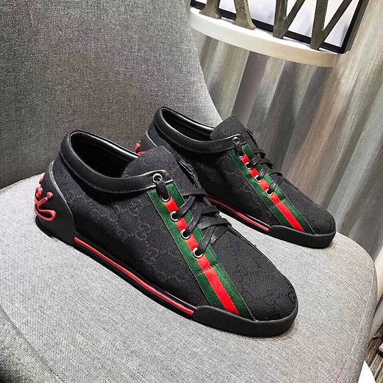 m_txkj's tweet photo. GUCCIのシューズ買った(^o^) https://t.co/G4zWNxKOhD
