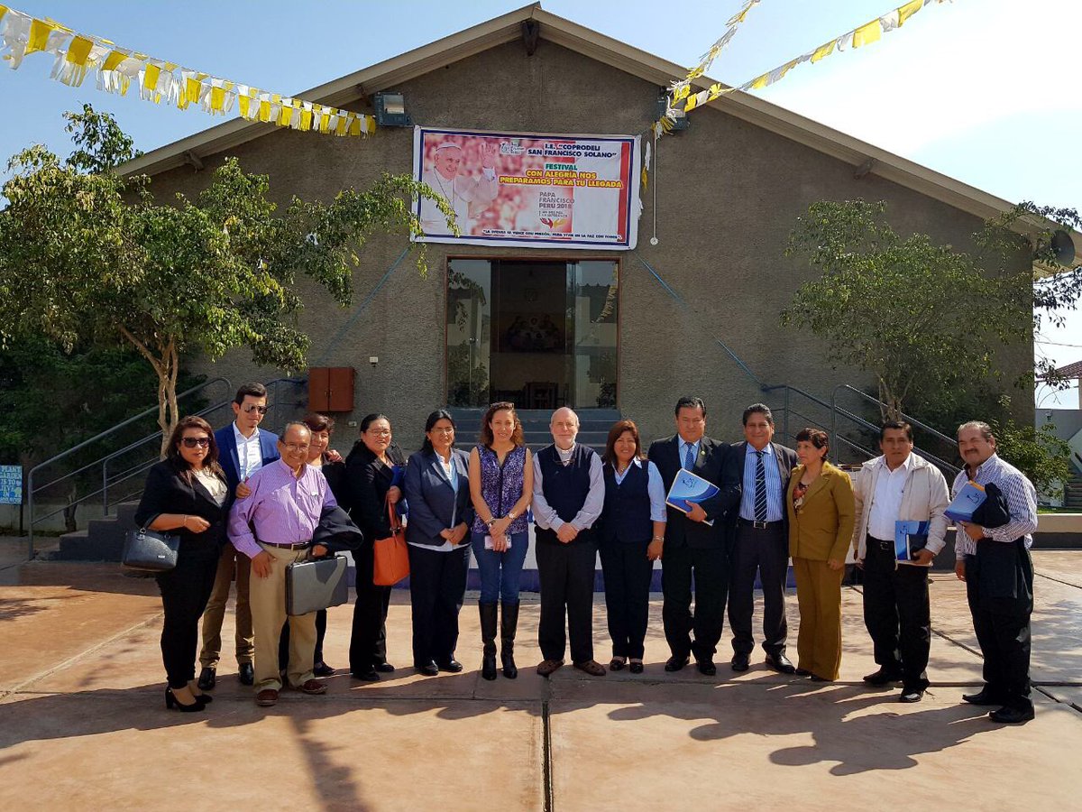 HOY En el Colegio Coprodeli San Francisco Solano en el Asentamiento Humano  Pachacútec en Ventanilla #FPEnTodoElPerú