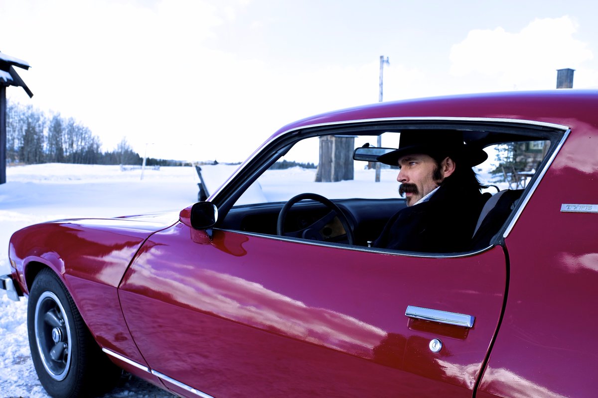 EveEPocock's tweet photo. @HollidaysStache @BeauSmithRanch @realtimrozon With Doc .... Madagascar (furthest away from Canada π) in either of these ...
#TimRozonDay
#IWillDrive https://t.co/FJMOGpWR4q
