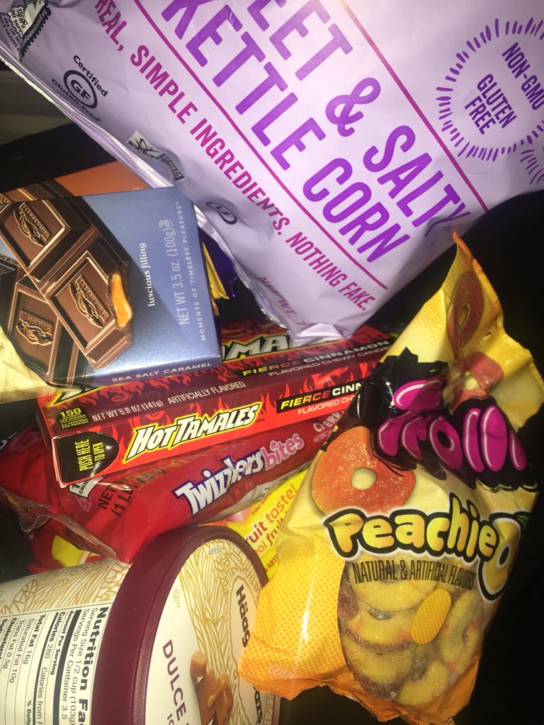 ktkemerling's tweet photo. @justinkemerling Dreams = candy!!! https://t.co/SIglgUAOqL