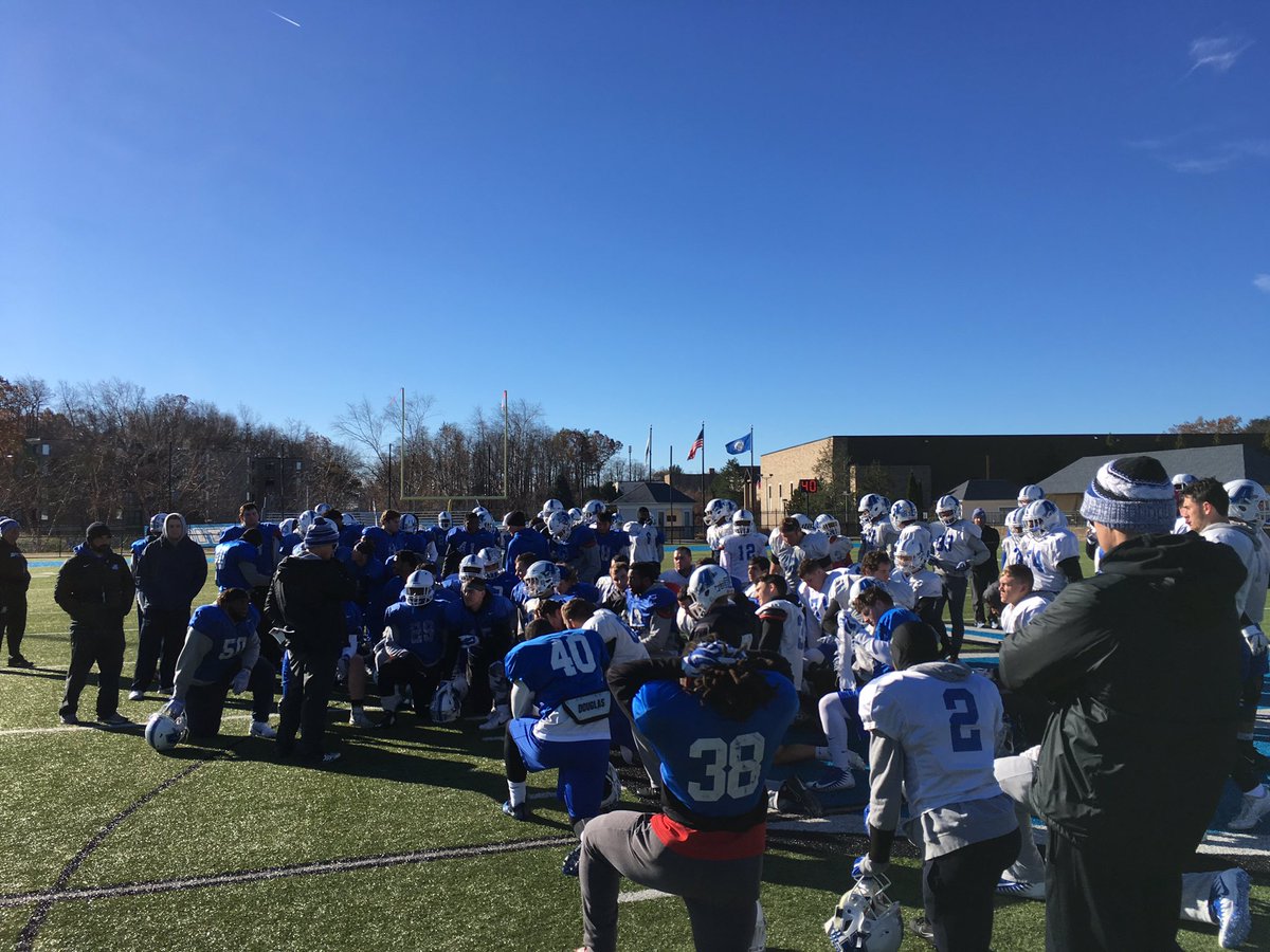 CoachMcGonagle's tweet photo. Great way to start the Thanksgiving Holiday with a morning practice for the next round of the NCAA Playoffs ... #HappyRound2 #NoDaysOff #HoundNation #ALL17 🔵⚪️ https://t.co/1xwZ48Si6t