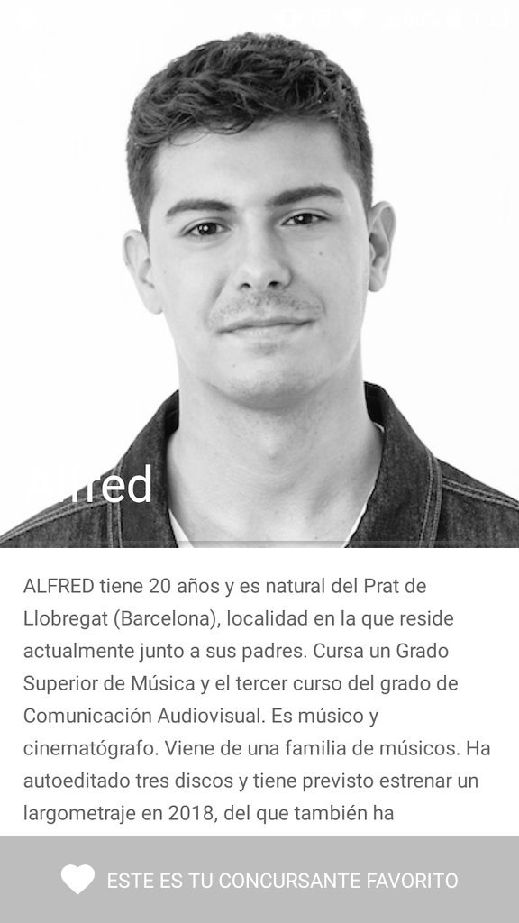 RqueR25's tweet photo. Está preocupado por no decepcionar con el tema de esta semana y esta es la única forma de hacerle ver el apoyo que tiene. No será un "City of stars" pero brillará igualmente.  #AlfredFavorito  #OTDirecto23N #OTDirecto24N https://t.co/EHecOR8f0l