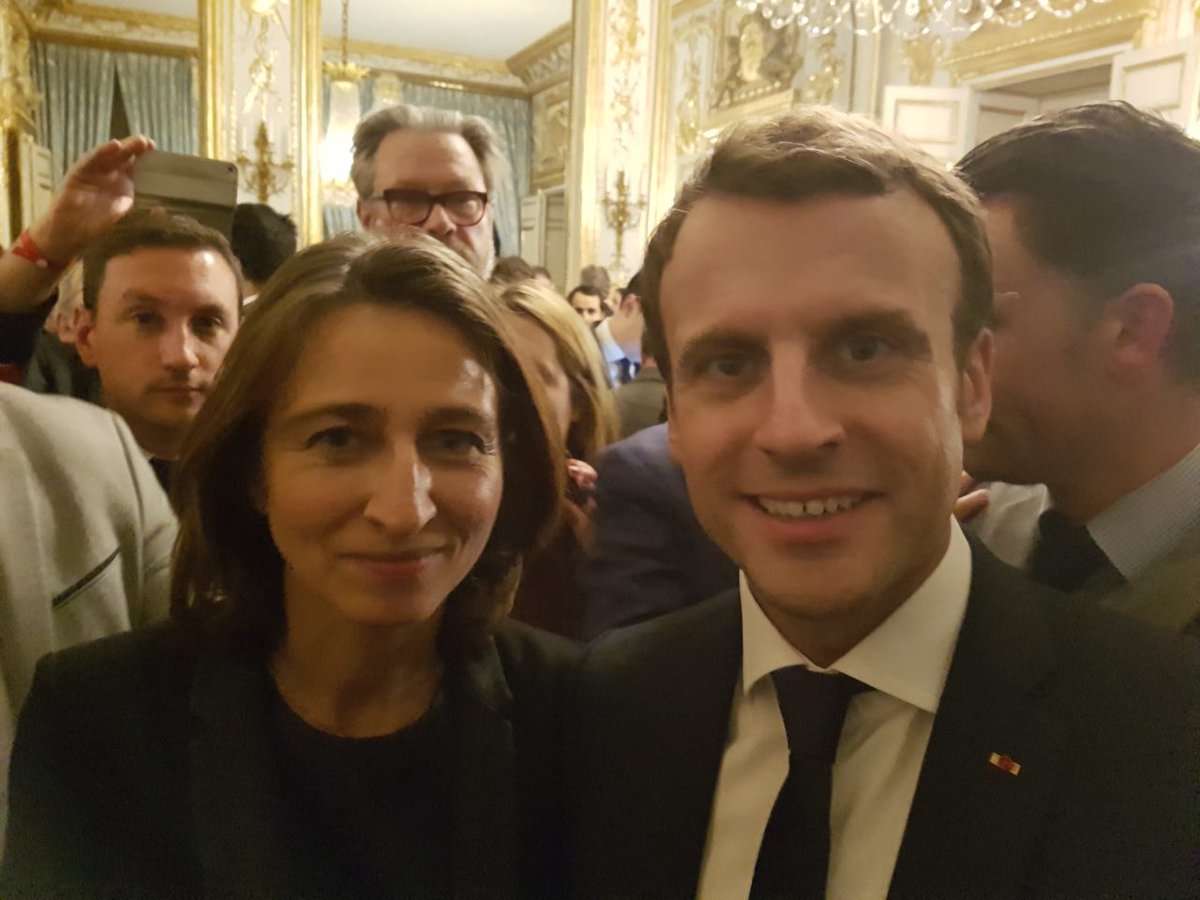 SBarthelemy43's tweet photo. #cecilegallien et #EmmanuelMacron lors du congrès de l'Association des Maires de France. La #HauteLoire fière de ses élus  #AMF2017 #AMF #Elysee #LaREM  #LaREM43 https://t.co/Sygmih4hAQ