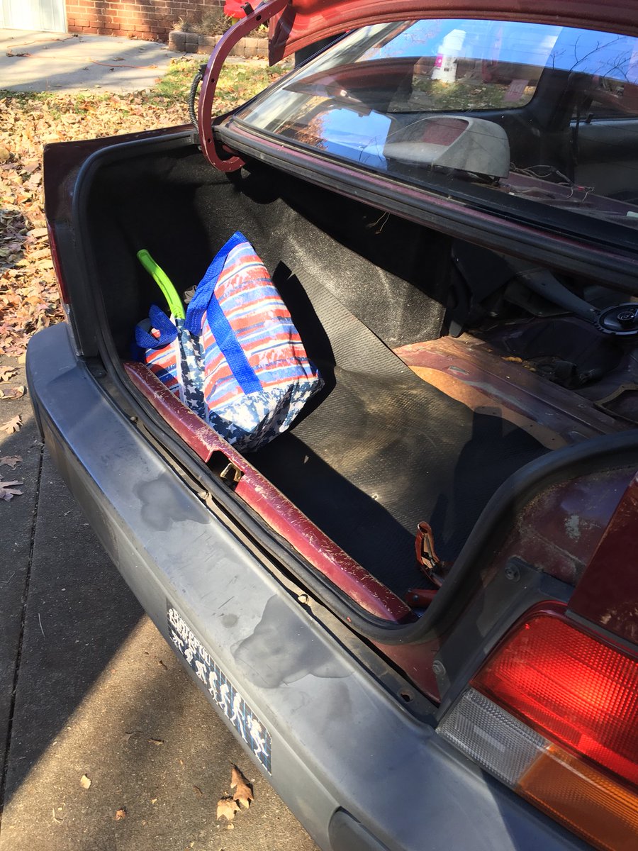 DDCustomMods's tweet photo. Happy Thanksgiving #Dragonites! We took some time and worked a bit stripping the โ97 Tercel and prepping #ProjectPOS. Tomorrow we finish installing the sound system and put the seats back in ๐๐๐ https://t.co/z7UQTBnMnM