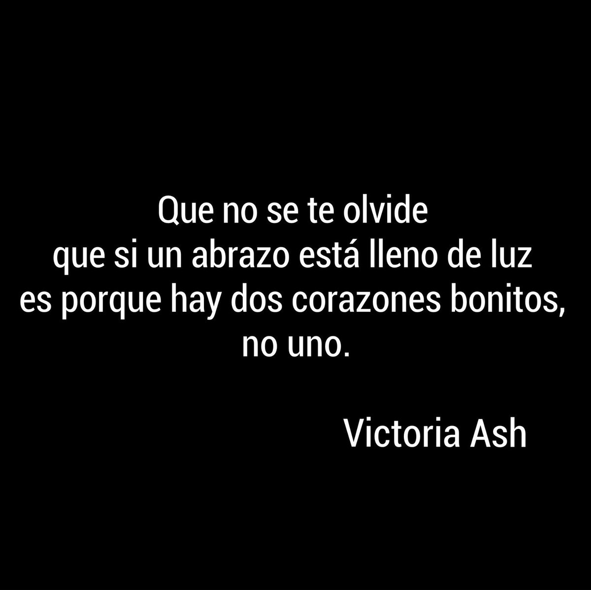 VictoriaAsh__'s tweet photo. Y ayer en #Alicante había cientos...

¡Gracias por una noche mágica! Y por unir vuestro grito #contralaviolenciadegénero ¡ @elamoreschulo !

#victoriaash #detrasdelapiel #abrazos https://t.co/4UYsQvJe5C