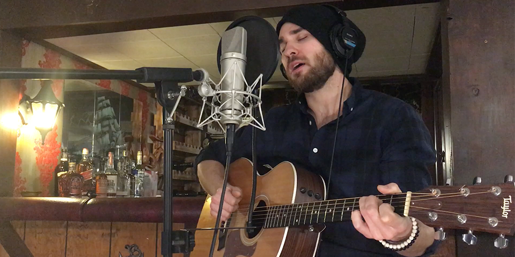 TylerDelPino's tweet photo. I did a thing last night...Stay tuned :)
#tdpproject #newtunes #barsessions https://t.co/F1Iox1CnMx