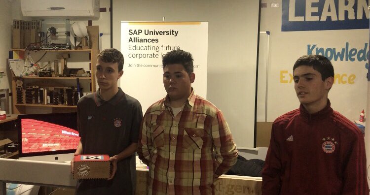 LiceuPolitecnic's tweet photo. Young students (15 yrs old) from @LiceuPolitecnic #Barcelona built sound sensor prototype to analyze football matches of @FCBayern
with @SAPNextGen partnership.
FC Bayern Munich do you invite them to come? They want to present it to you in person!  @ihoffmannlopez   @rosenbergann https://t.co/z1PfjG3qKv