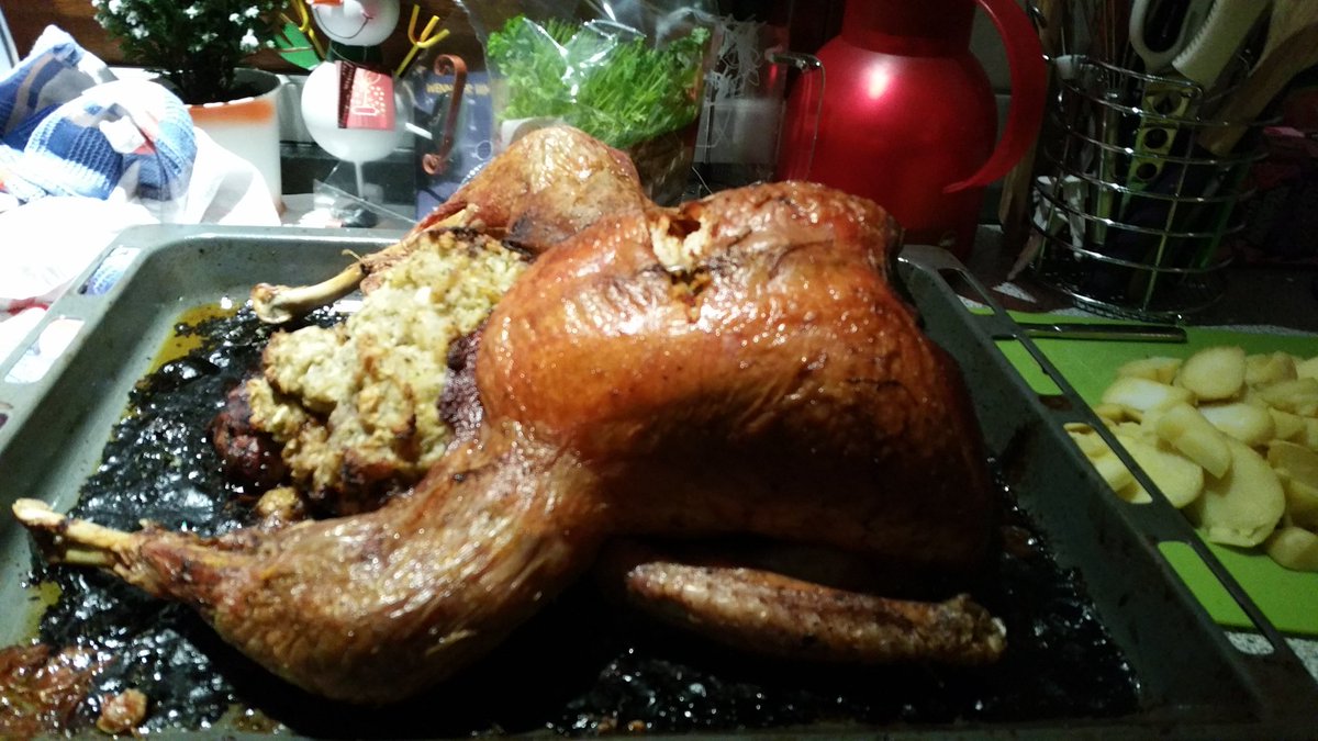 Myron779's tweet photo. Happy Thanksgiving an alle Football Fans! #rannfl #GoPackGo #Truthan #ThanksgivingFootball https://t.co/YK5snhWENm