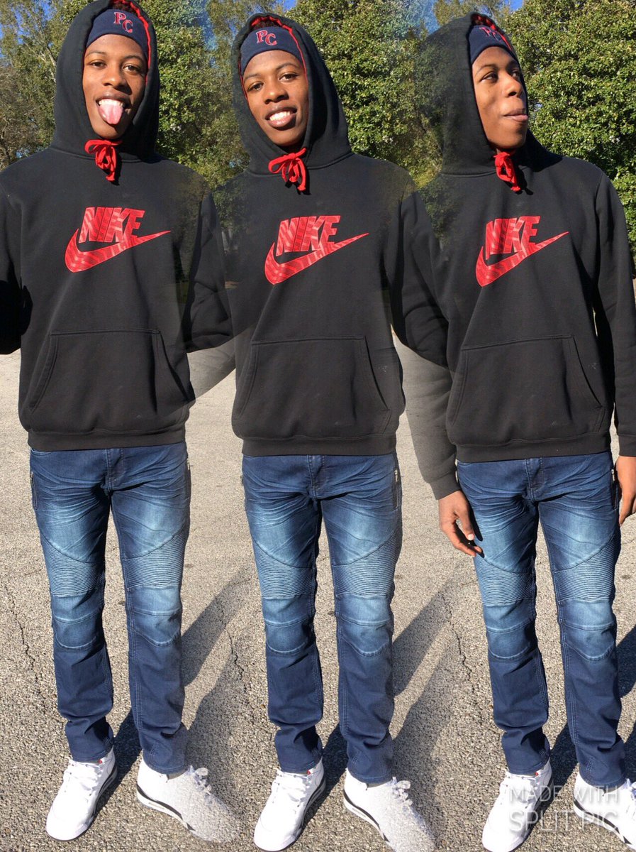 Jacquez3Stoud's tweet photo. Gotta lot to be Thankful for Love yall💯✊🏽❤️
#HappyThanksGiving
#WeirdGang🤐✅ https://t.co/9olIOCvSdo