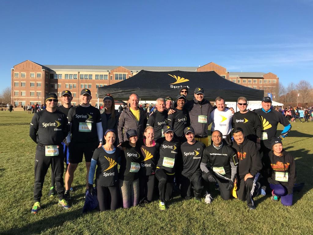 marceloclaure's tweet photo. We did it! Loved competing with my #SprintRunningTeam this morning. Ready for the turkey &amp; the lechón! #FinishToFeast @SportKC @VisitOP #HappyThanksgiving https://t.co/kCCcnIfjFF